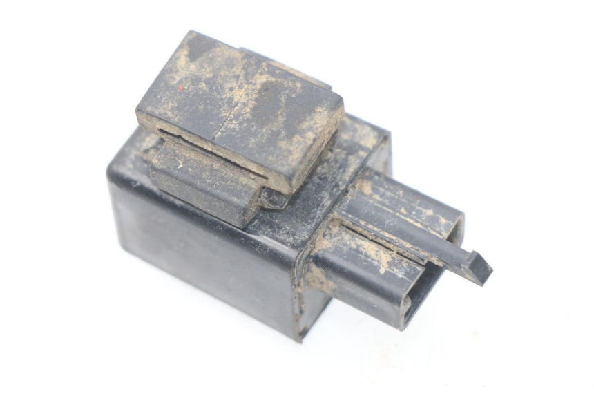 photo de TURN SIGNAL RELAY YAMAHA WR R 125 (2009 - 2017) - Zoom on usage condition