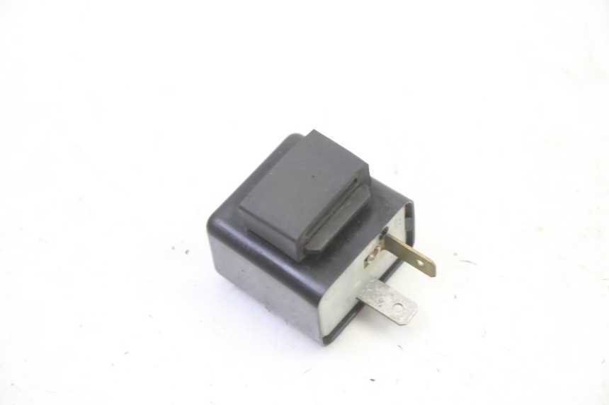 photo de TURN SIGNAL RELAY HONDA X8R 50 (1998 - 2003) - Zoom on usage condition