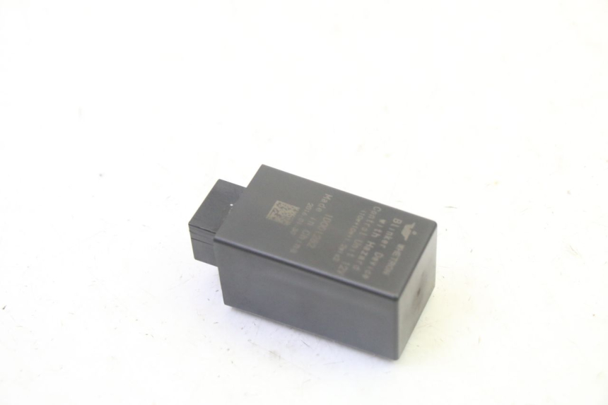 photo de FLASHER RELAY PIAGGIO XEVO - X EVO 125 (2007 - 2017) - Component detail