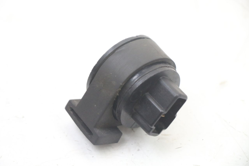 photo de TURN SIGNAL RELAY YAMAHA BW'S NG NEXT GENERATION 50 (1996 - 2003) - Component detail