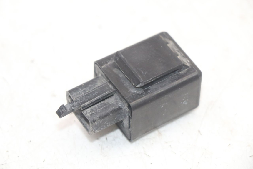 photo de TURN SIGNAL RELAY YAMAHA FJR ABS 1300 (2006 - 2012) - Alternative perspective