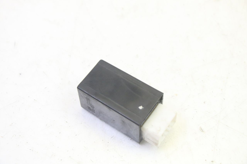 photo de FLASHER RELAY YAMAHA YP MAJESTY 125 (2007 - 2010) - Zoom on usage condition