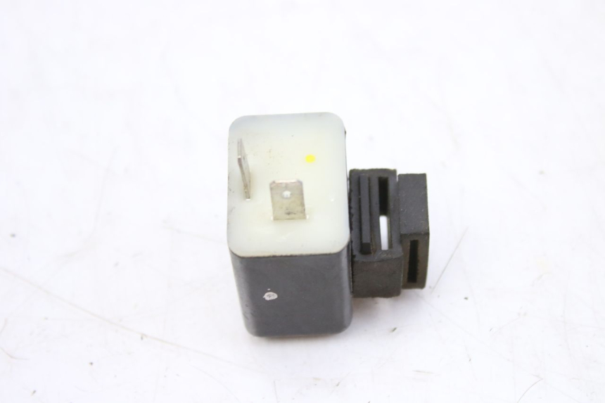 photo de FLASHER RELAY PIAGGIO ZIP 4T 50 (2018 - 2020) - Alternative perspective