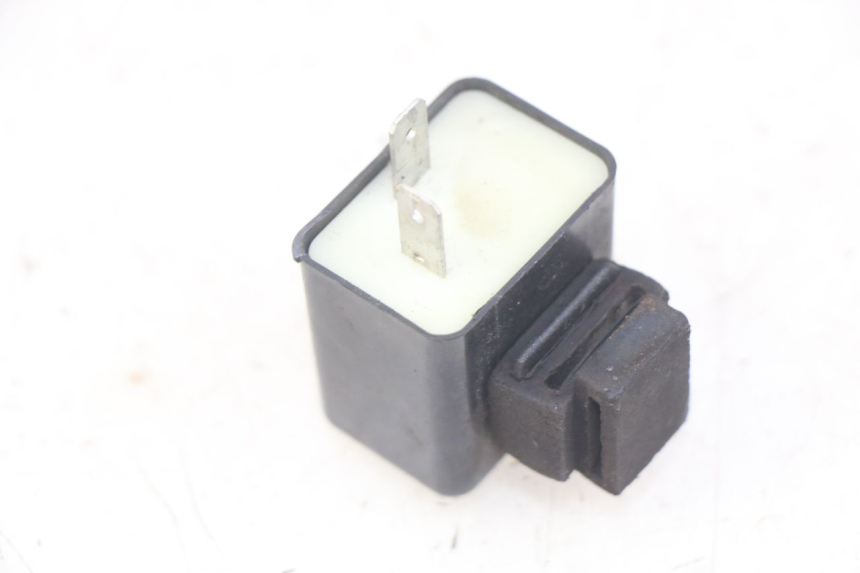 photo de FLASHER RELAY PIAGGIO ZIP 4T 50 (2018 - 2020) - Zoom on usage condition