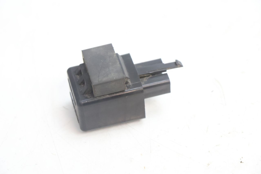 photo de FLASHER RELAY KAWASAKI ZX-6R ZX6R 600 (1995 - 1997) - Zoom on usage condition