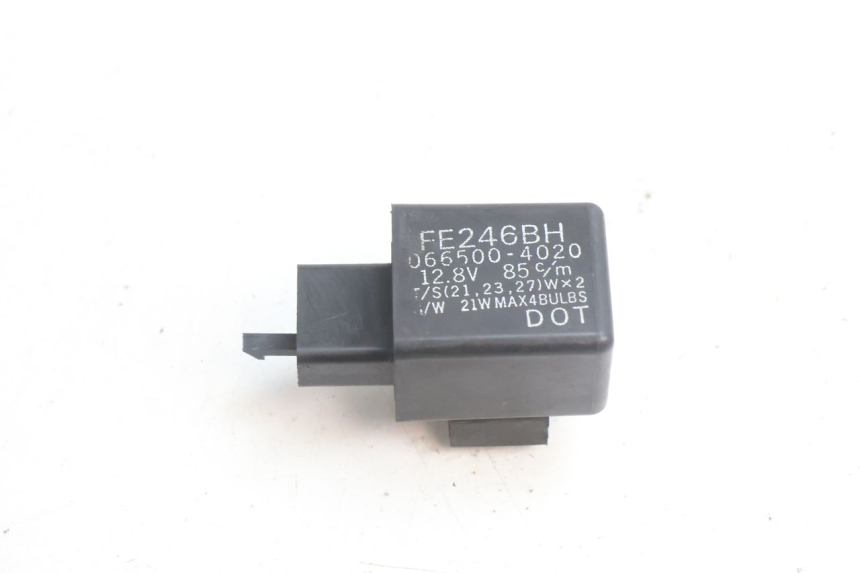 photo de TURN SIGNAL RELAY KAWASAKI ZZR 600 (1995 - 2004) - Main view