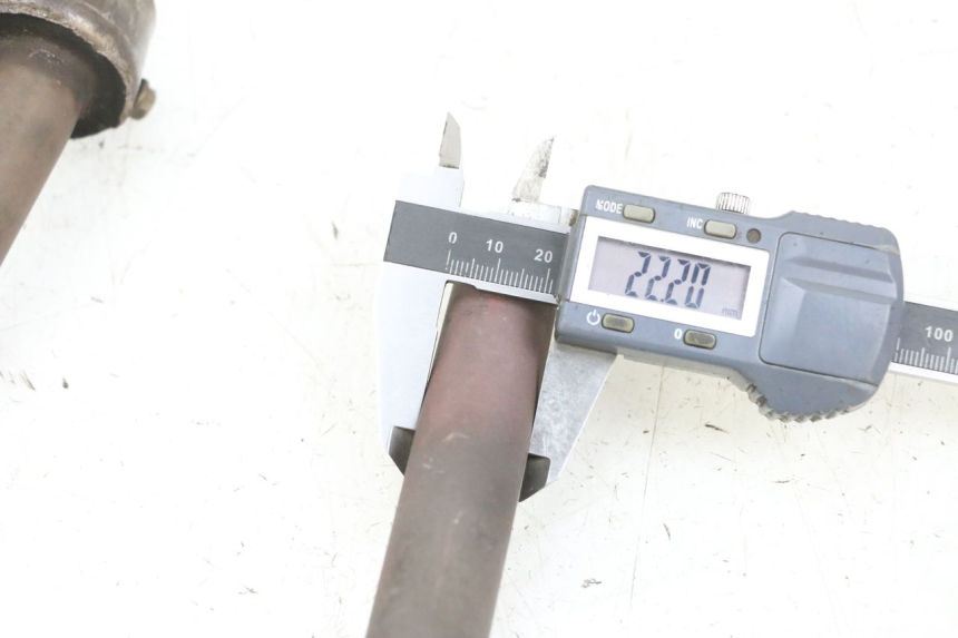 photo de EXHAUST BAFFLE PIAGGIO MP3 500 (2014 - 2017) - Zoom on usage condition