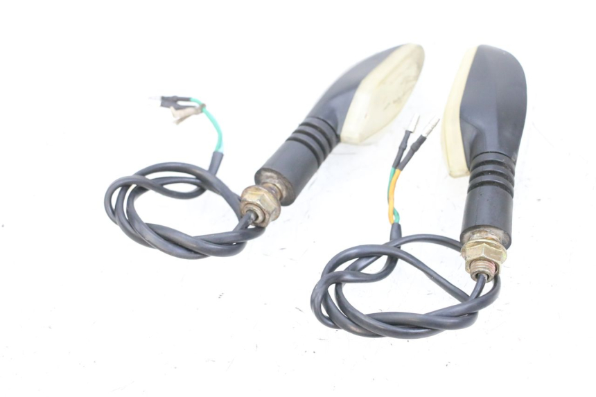 photo de REAR TURN SIGNAL MAG POWER BOMBERS 4T 50 (2016 - 2026) - Alternative perspective