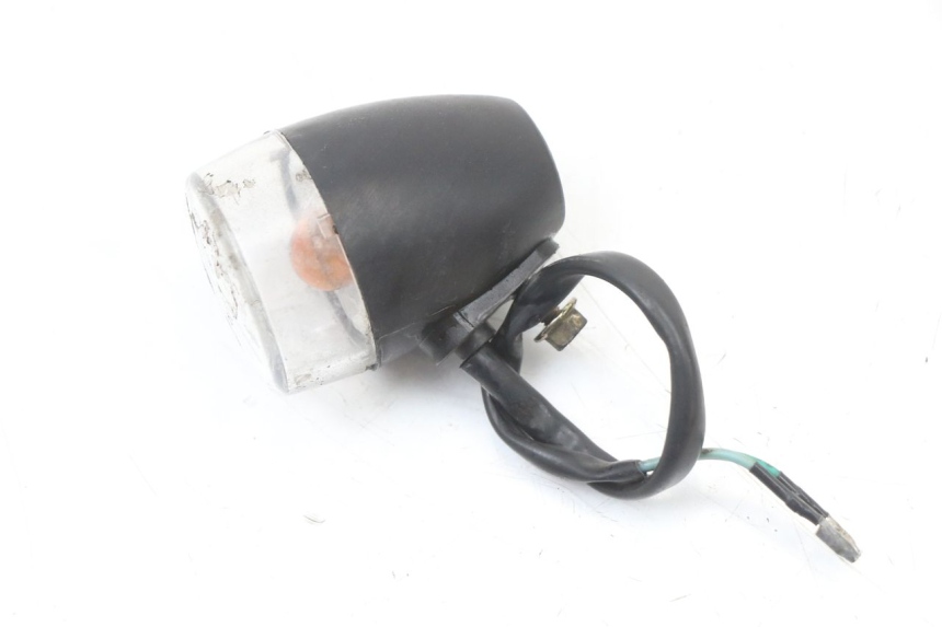 photo de REAR RIGHT TURN SIGNAL KYMCO AGILITY FR 2T 50 (2012 - 2017) - Zoom on usage condition