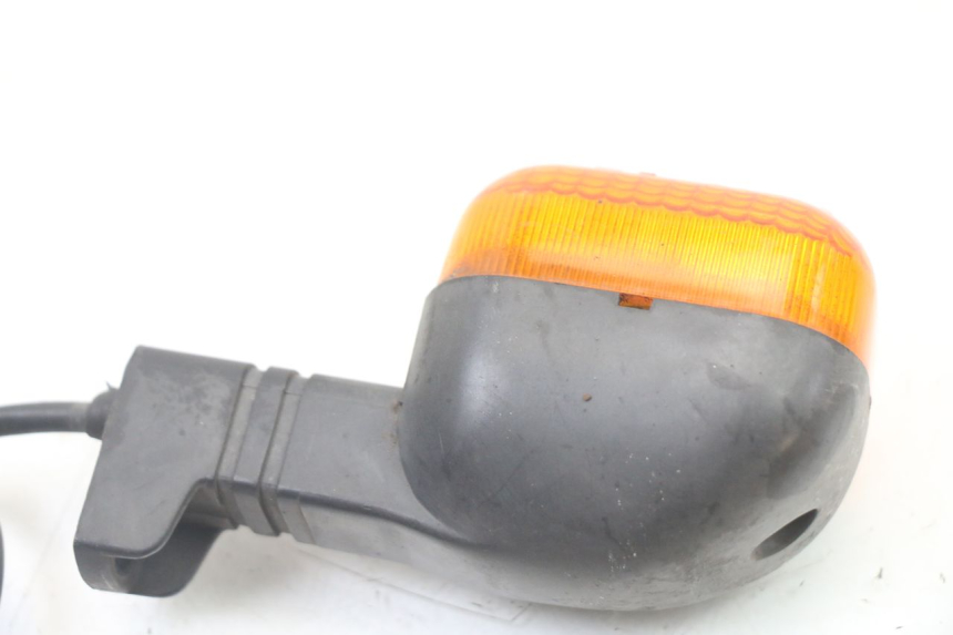 photo de REAR RIGHT TURN SIGNAL BMW C1 125 (2000 - 2003) - Technical close-up
