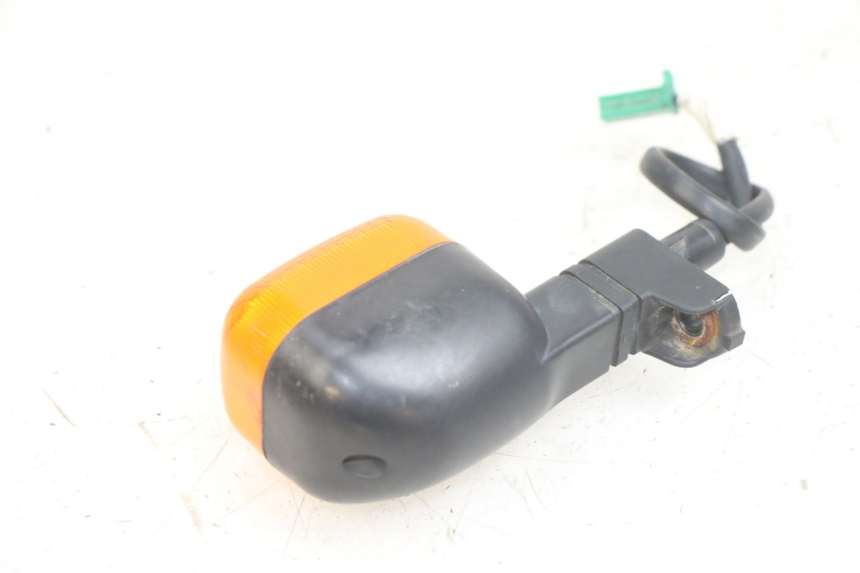 photo de RIGHT REAR TURN SIGNAL YAMAHA BW'S BWS 125 (2010 - 2013) - Technical close-up