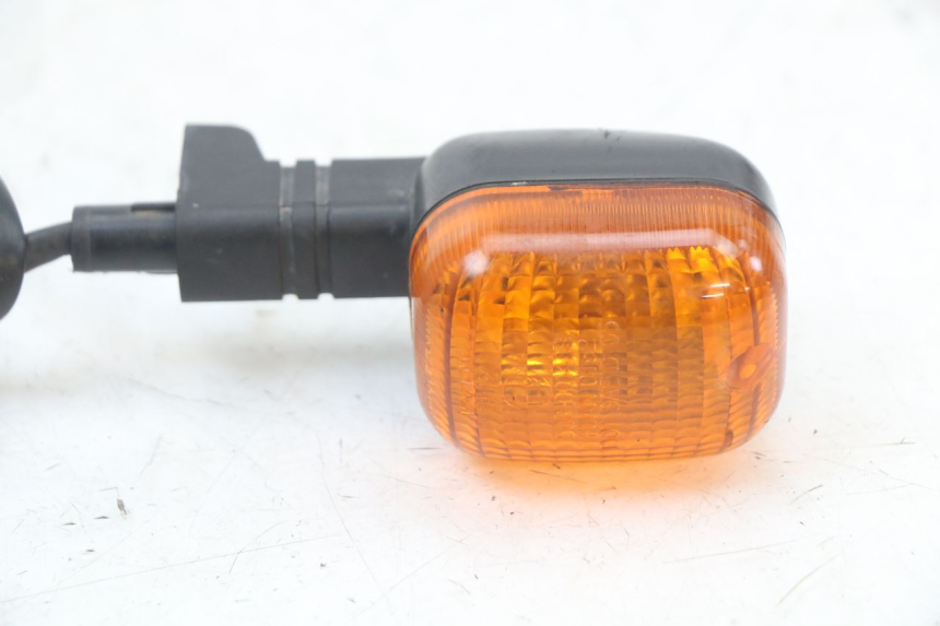photo de RIGHT REAR TURN SIGNAL YAMAHA BW'S BWS 125 (2010 - 2013) - Zoom on usage condition
