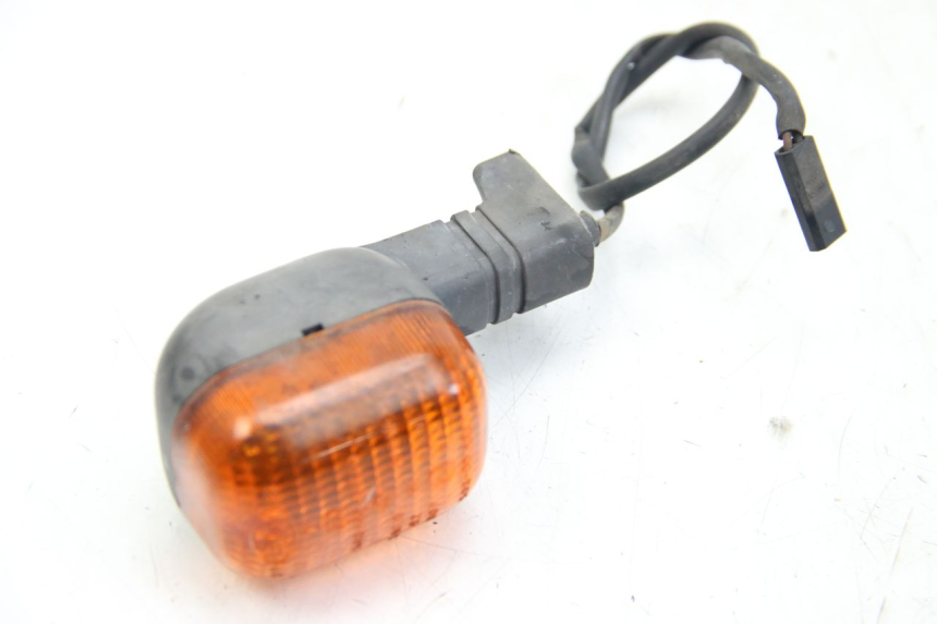 photo de REAR RIGHT TURN SIGNAL BMW C1 125 (2000 - 2003) - Technical close-up