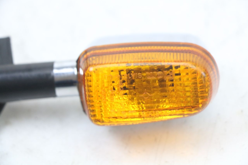 photo de REAR RIGHT TURN SIGNAL ROYAL ENFIELD CONTINENTAL GT 650 (2019 - 2024) - Alternative perspective