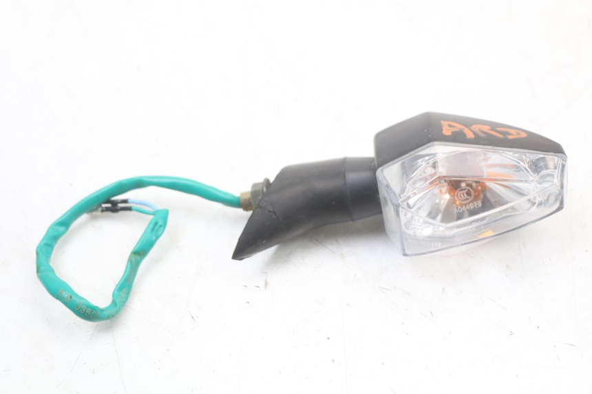 photo de REAR RIGHT TURN SIGNAL SYM CROX 4T 50 (2016 - 2023) - Main view