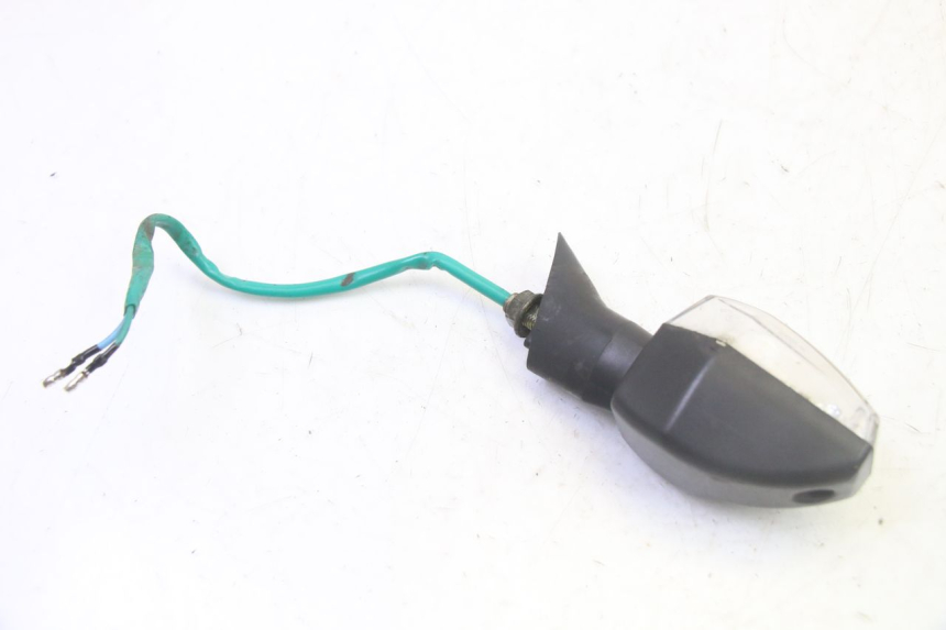 photo de REAR RIGHT TURN SIGNAL SYM CROX 4T 50 (2016 - 2023) - Technical close-up