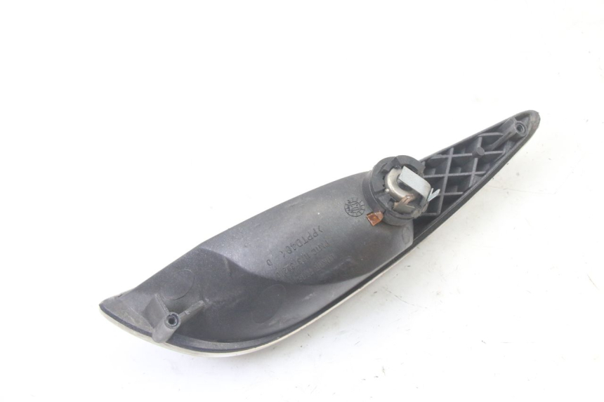 photo de REAR RIGHT TURN SIGNAL PEUGEOT ELYSTAR 50 (2002 - 2014) - Technical close-up