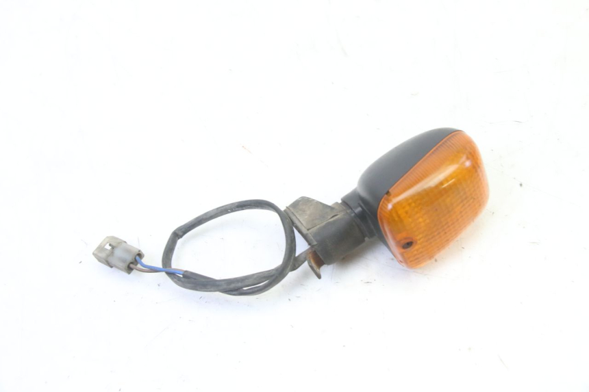 photo de REAR RIGHT TURN SIGNAL APRILIA ETX 125 (1998 - 2002) - Zoom on usage condition