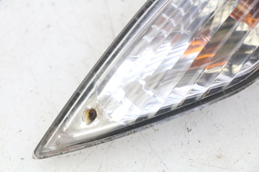 photo de RIGHT REAR TURN SIGNAL SYM FIDDLE 3 III 125 (2014 - 2020) - Zoom on usage condition