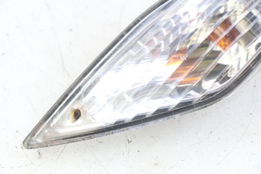 photo de RIGHT REAR TURN SIGNAL SYM FIDDLE 3 III 125 (2014 - 2020) - Fixing points details