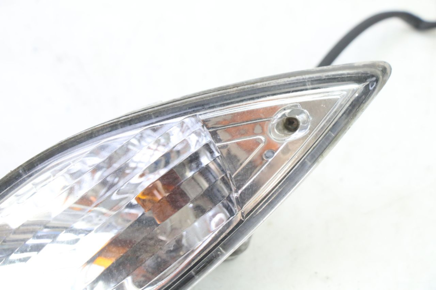 photo de RIGHT REAR TURN SIGNAL SYM FIDDLE 3 III 125 (2014 - 2020) - Zoom on usage condition