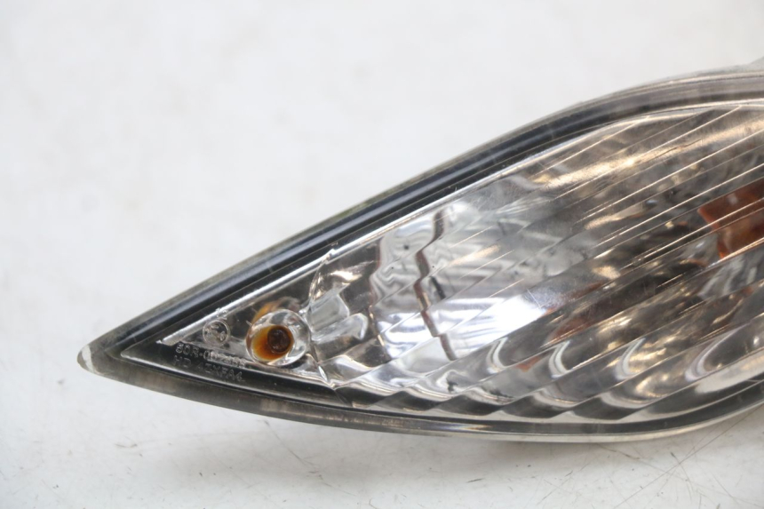 photo de REAR RIGHT TURN SIGNAL SYM FIDDLE 3 III 50 (2014 - 2020) - Component detail