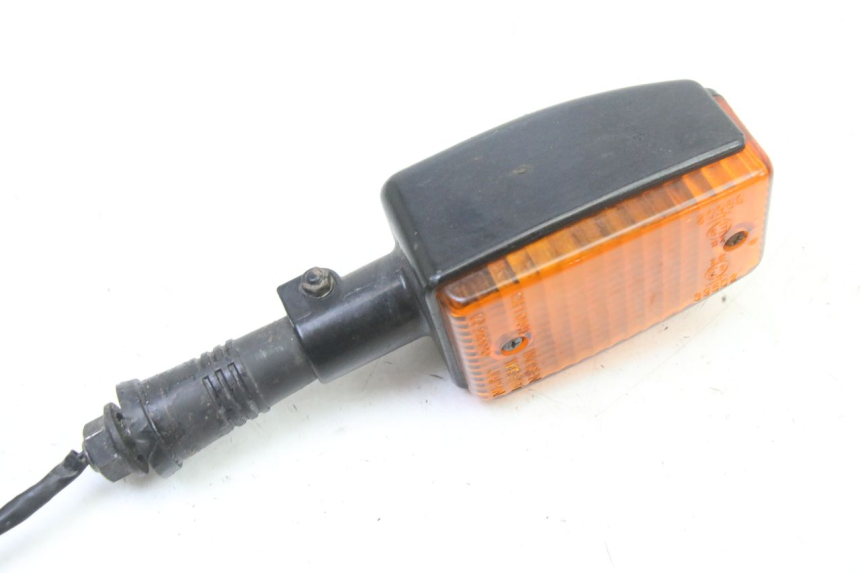 photo de REAR RIGHT TURN SIGNAL YAMAHA FJ 36Y 1100 (1984 - 1985) - Zoom on usage condition