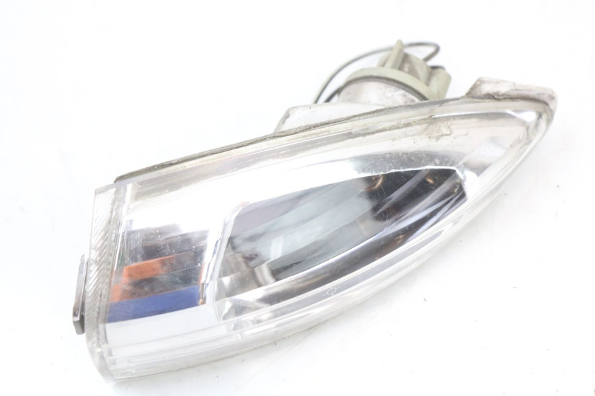 photo de RIGHT REAR TURN SIGNAL PIAGGIO FLY 2T 50 (2004 - 2017) - Zoom on usage condition