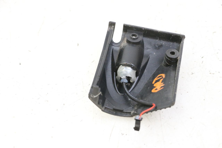 photo de REAR RIGHT TURN SIGNAL KUKIRIN G2 MASTER 1 - Fixing points details