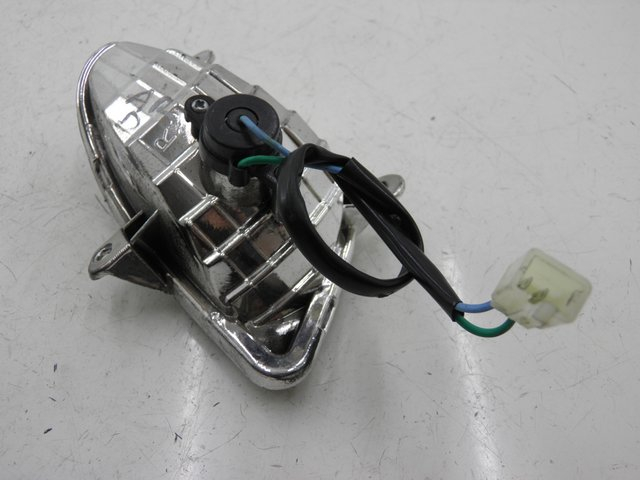 photo de REAR RIGHT TURN SIGNAL GOWINN DOLCE VITA 50 (2007 - 2013) - Component detail