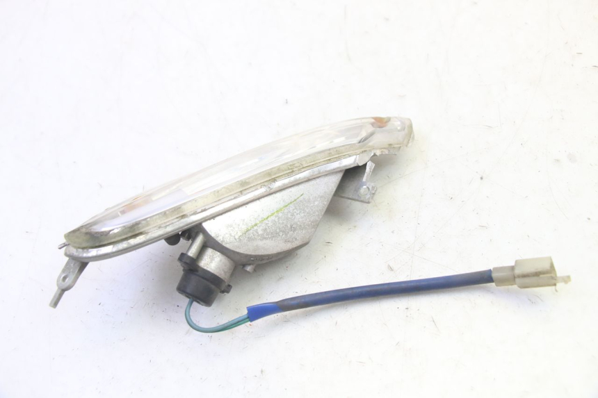 photo de REAR RIGHT TURN SIGNAL KYMCO GRAND DINK 125 (2002 - 2007) - Technical close-up