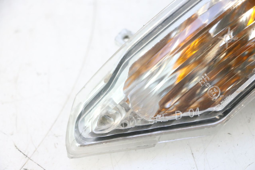 photo de REAR RIGHT TURN SIGNAL KYMCO GRAND DINK 125 (2008 - 2014) - Fixing points details