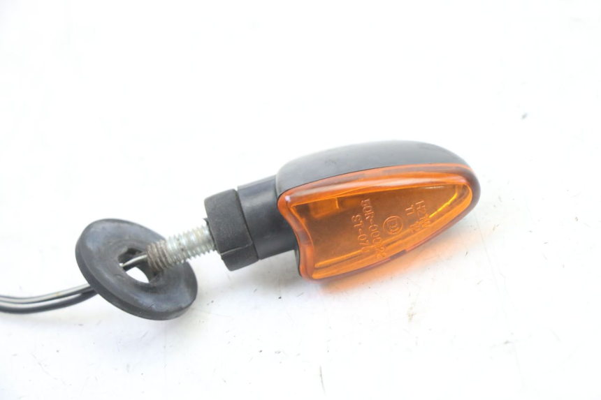 photo de REAR RIGHT TURN SIGNAL SUZUKI GS GSE 500 (2001 - 2003) - Component detail