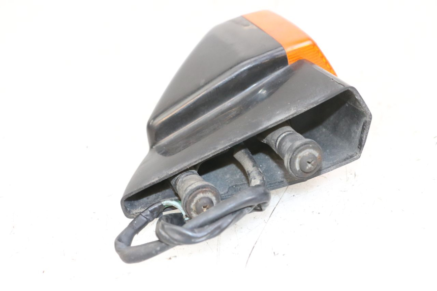 photo de REAR RIGHT TURN SIGNAL HONDA CBR F 1000 (1993 - 1996) - Alternative perspective