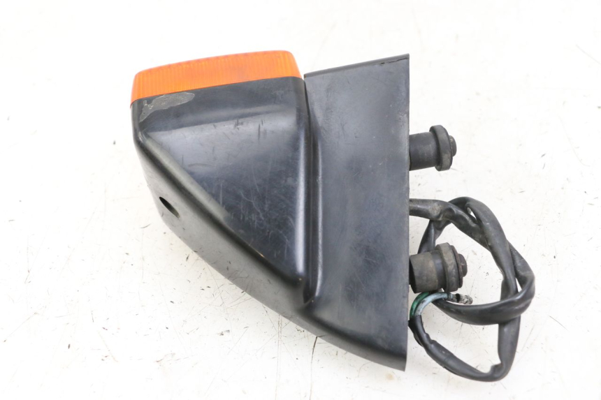 photo de REAR RIGHT TURN SIGNAL HONDA CBR F 1000 (1993 - 1996) - Technical close-up