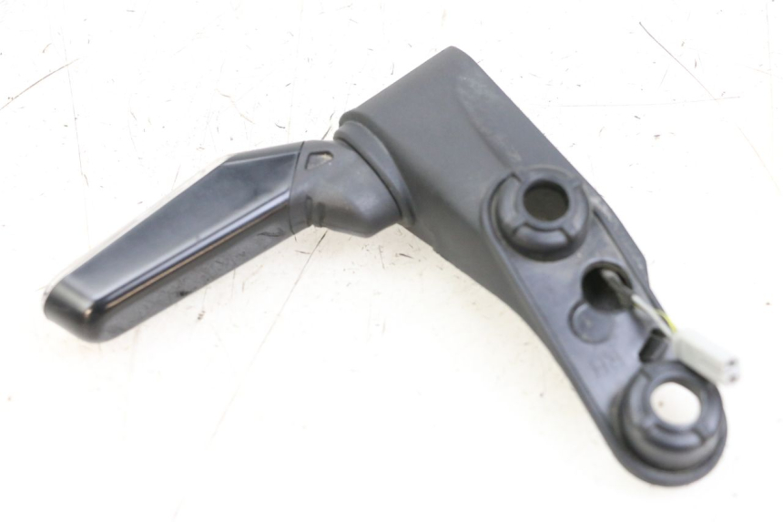 photo de REAR RIGHT TURN SIGNAL HUSQVARNA SVARTPILEN 401 (2018 - 2023) - Product overview