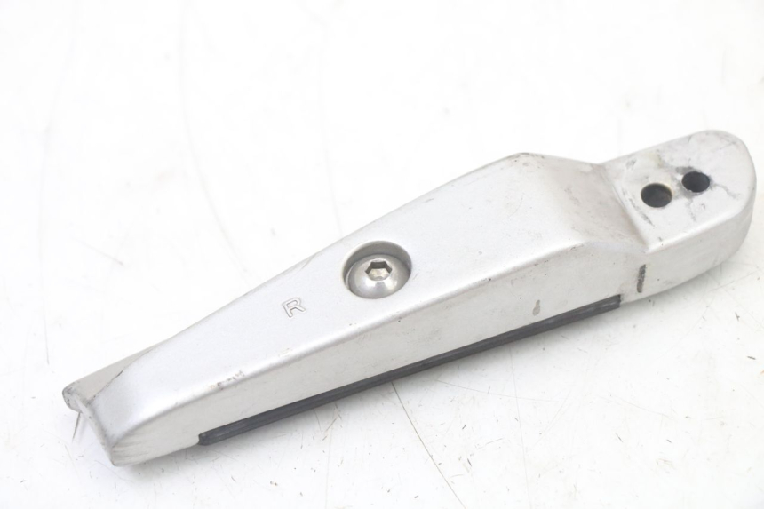 photo de REAR RIGHT TURN SIGNAL KYMCO XCITING 500 (2007 - 2010) - Technical close-up