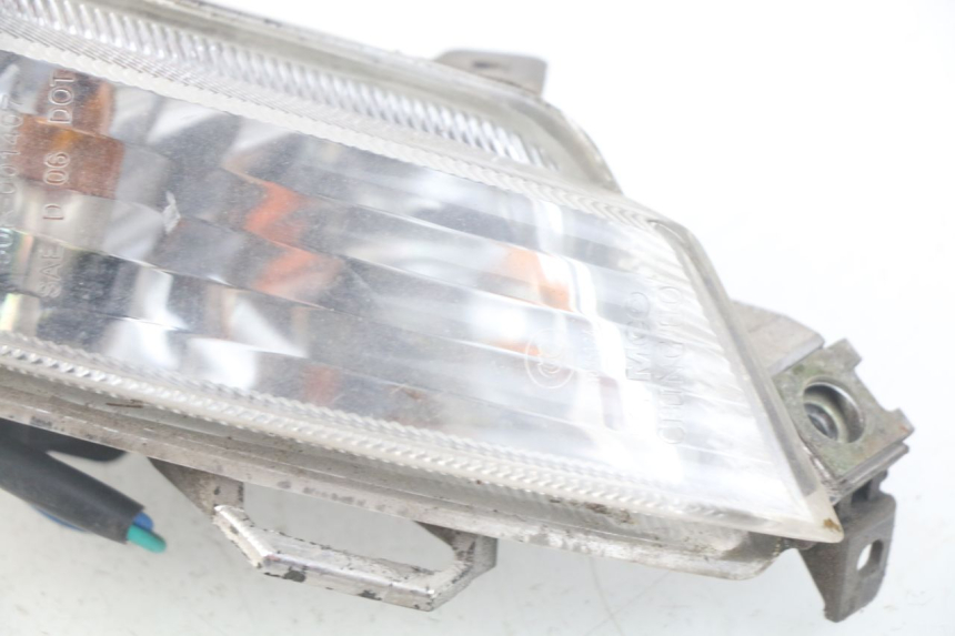 photo de REAR RIGHT TURN SIGNAL KYMCO LIKE 4T 50 (2009 - 2018) - Technical close-up