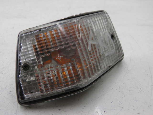photo de REAR RIGHT TURN SIGNAL LML DLX 2T 125 (2008) - Alternative perspective