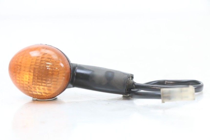 photo de RIGHT REAR TURN SIGNAL PEUGEOT LUDIX 50 (2005 - 2007) - Zoom on usage condition