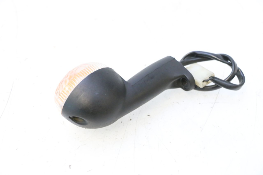 photo de REAR RIGHT TURN SIGNAL PEUGEOT LUDIX 50 (2008 - 2017) - Alternative perspective