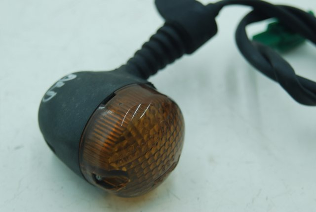 photo de REAR RIGHT TURN SIGNAL MBK NITRO NAKED 50 (2005 - 2012) - Zoom on usage condition