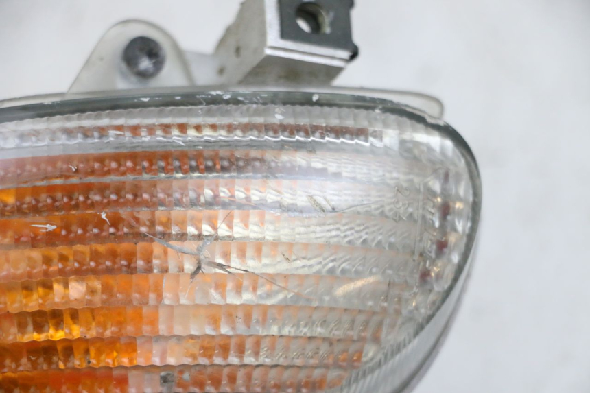 photo de REAR RIGHT TURN SIGNAL YAMAHA NEO'S NEOS 2T 50 (1998 - 2007) - Technical close-up