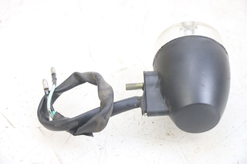 photo de RIGHT REAR TURN SIGNAL SYM ORBIT 2 TS 2T 50 (2011 - 2016) - Alternative perspective