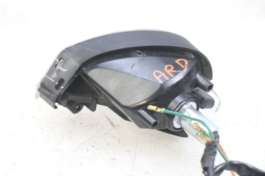 photo de REAR RIGHT TURN SIGNAL HONDA PCX (JF47) 125 (2012 - 2013) - Zoom on usage condition