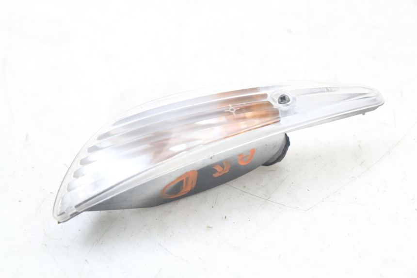 photo de REAR RIGHT TURN SIGNAL PEUGEOT ELYSTAR 50 (2002 - 2014) - Alternative perspective