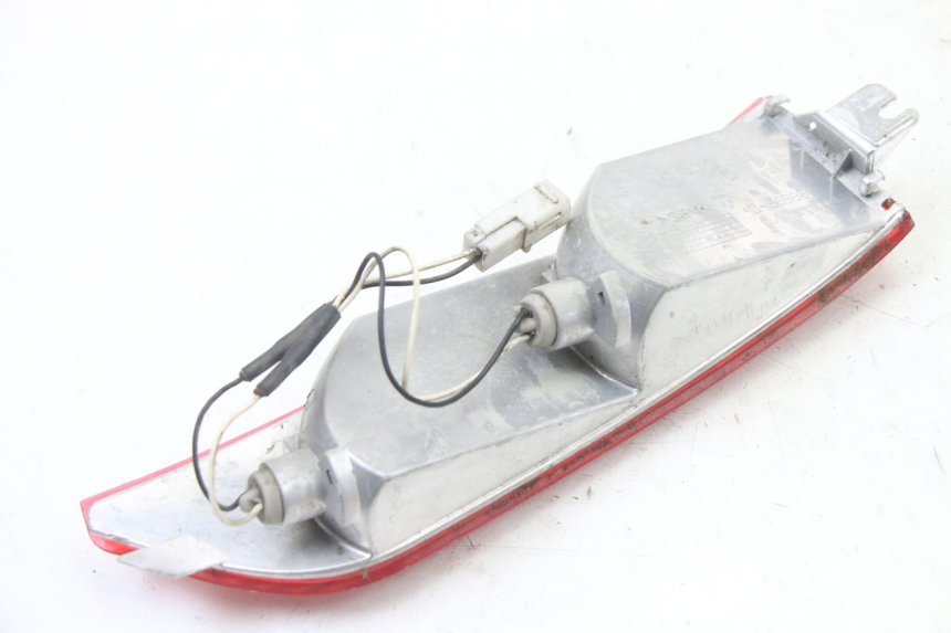 photo de RIGHT REAR TURN SIGNAL PIAGGIO X8 125 (2004 - 2007) - Alternative perspective