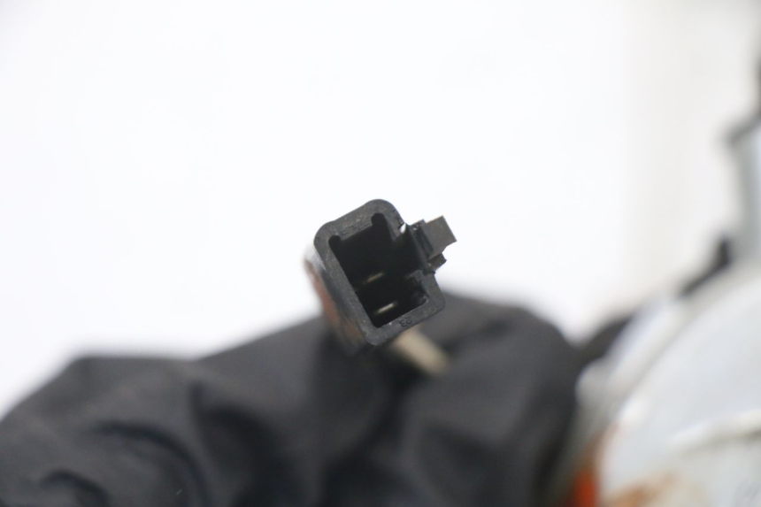 photo de RIGHT REAR TURN SIGNAL PIAGGIO ZIP 2T 50 (2009 - 2019) - Fixing points details