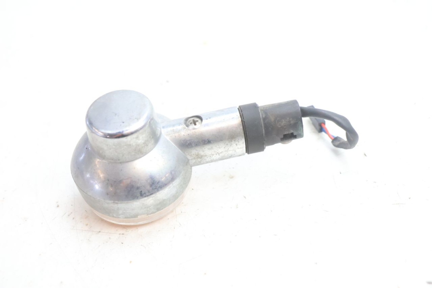 photo de REAR RIGHT TURN SIGNAL APRILIA SCARABEO GT 125 (1999 - 2007) - Alternative perspective