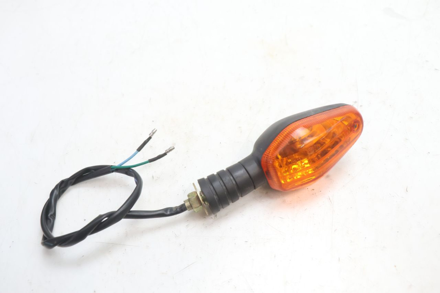 photo de REAR RIGHT TURN SIGNAL YAMASAKI STREET 50 (2013 - 2018) - Main view